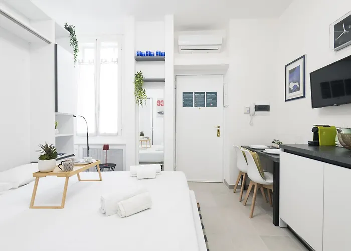 Easylife - Pratico Monolocale In Zona Isola