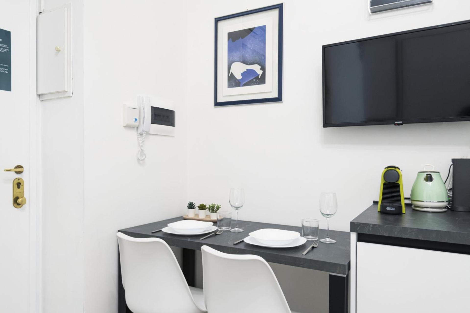 Appartement Easylife - Pratico Monolocale In Zona Isola *