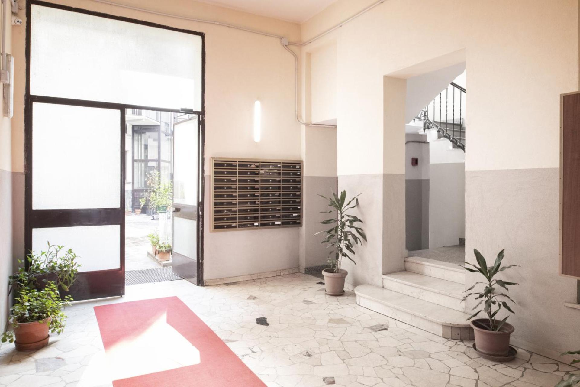 Easylife - Pratico Monolocale In Zona Isola